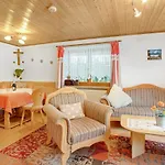 Koenig Im Erdgeschoss * Berchtesgaden